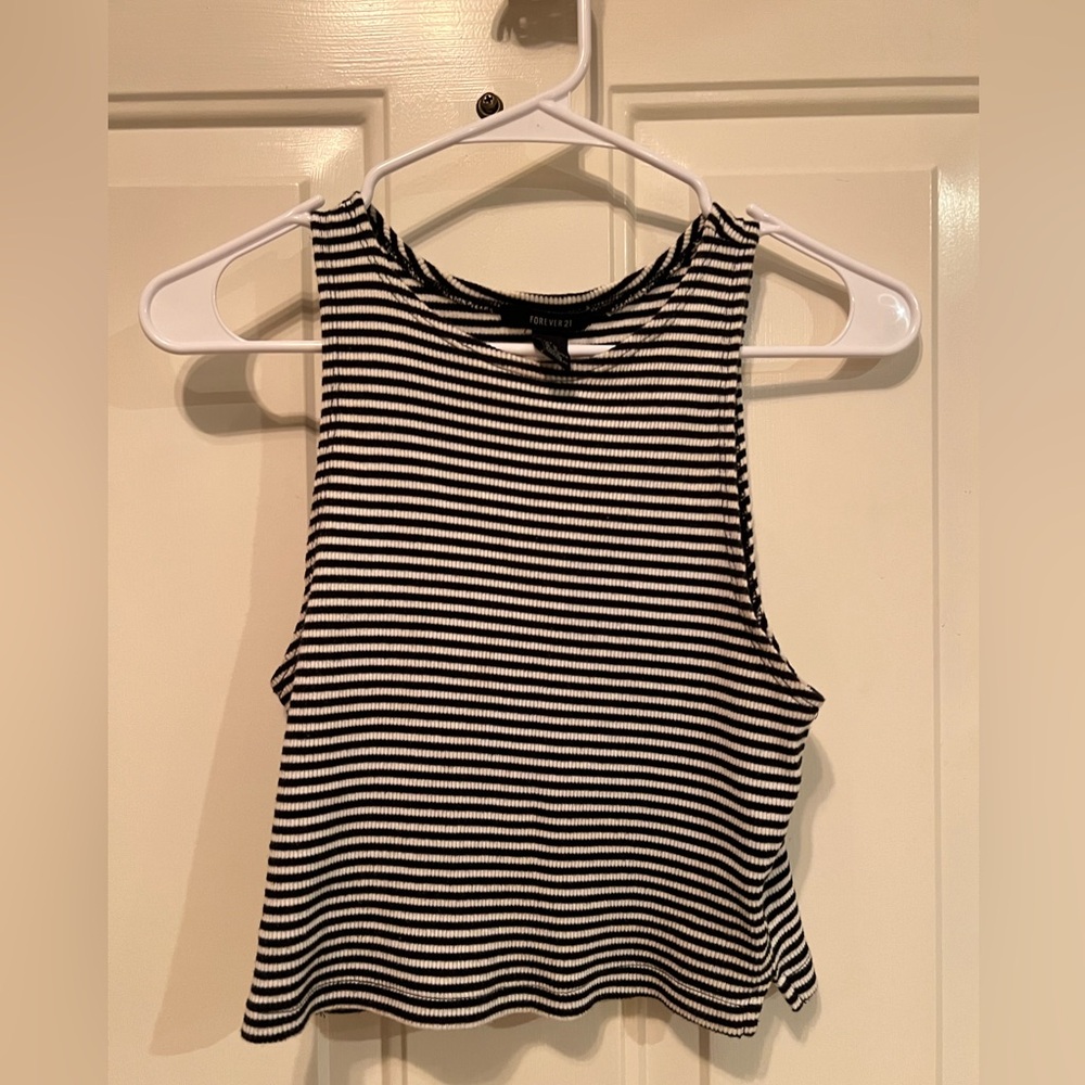 Forever 21 Tank‎